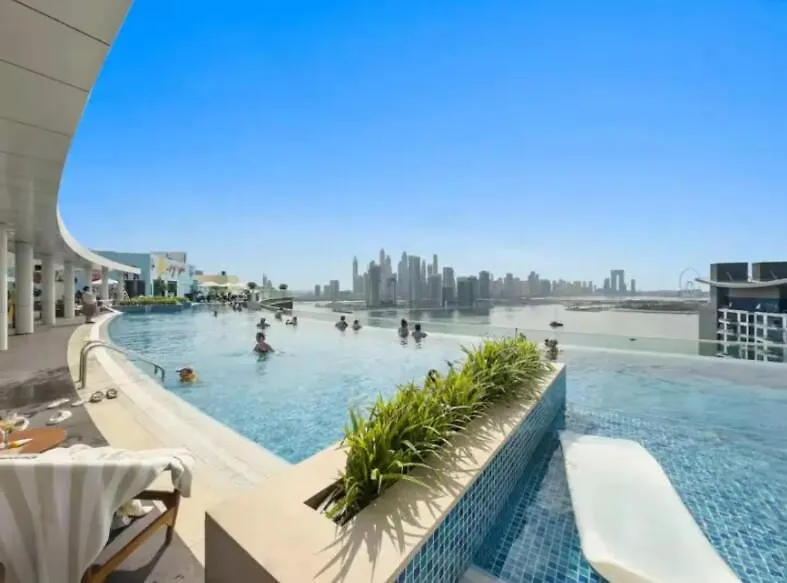 First Class 1Br Elegant Luxe Retreat Dubai