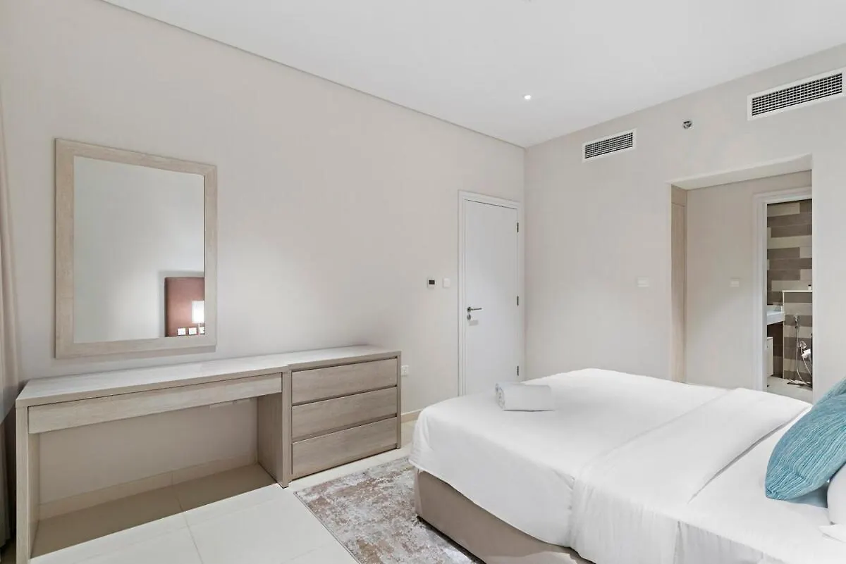 Apartment First Class 1Br Elegant Luxe Retreat Dubai